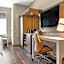 DoubleTree by Hilton Summerville Nexton