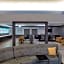 La Quinta Inn & Suites by Wyndham Houston - Normandy
