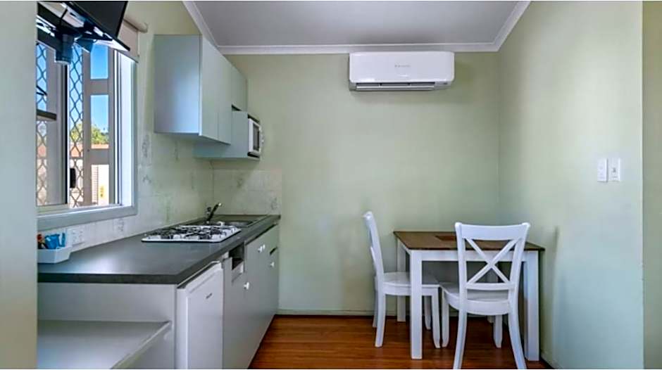 Photo 1 of 1 of Standard Studio 1 Queen Bed Cabin, Pet-Friendly