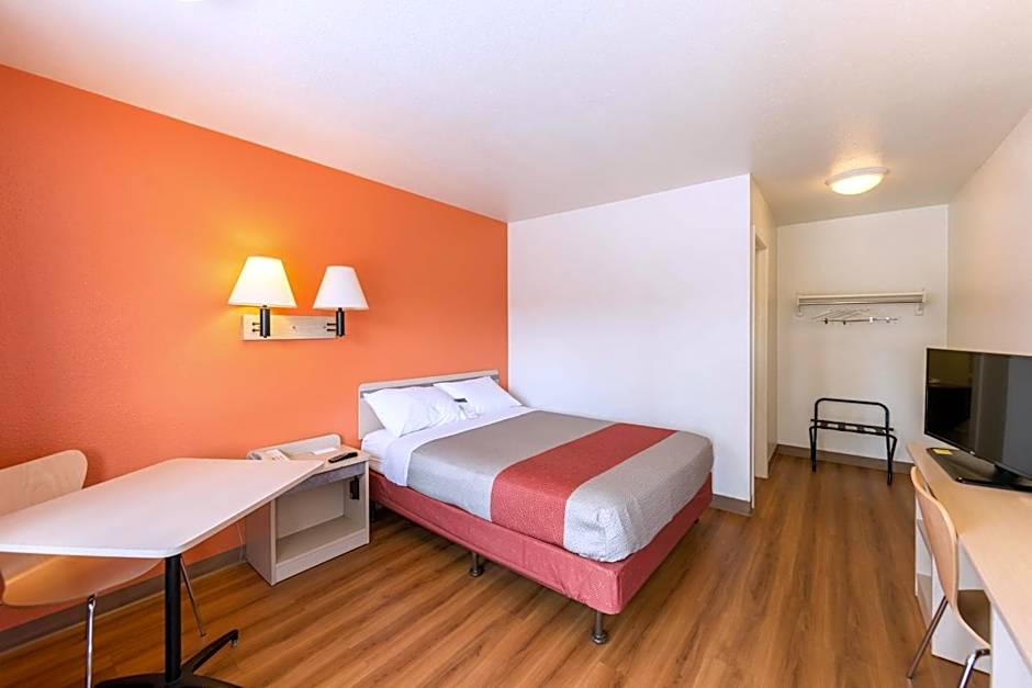 Motel 6-Klamath Falls, OR