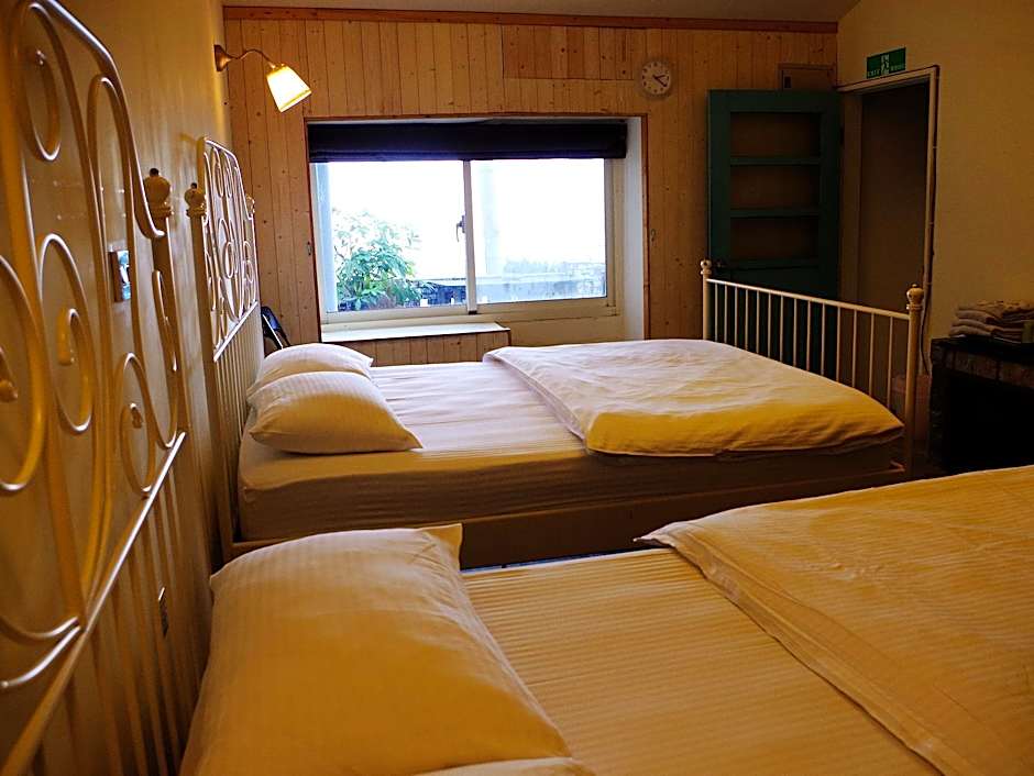 Sunnyrain Bed and Breakfast