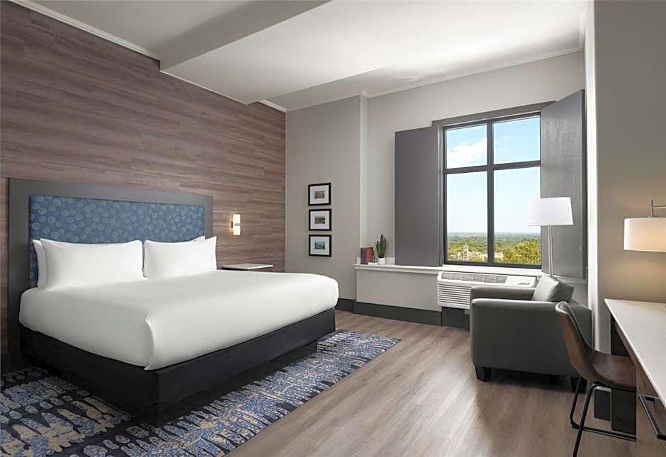 The Oread Lawrence, Tapestry Collection by Hilton