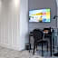 H41 Luxury Suites