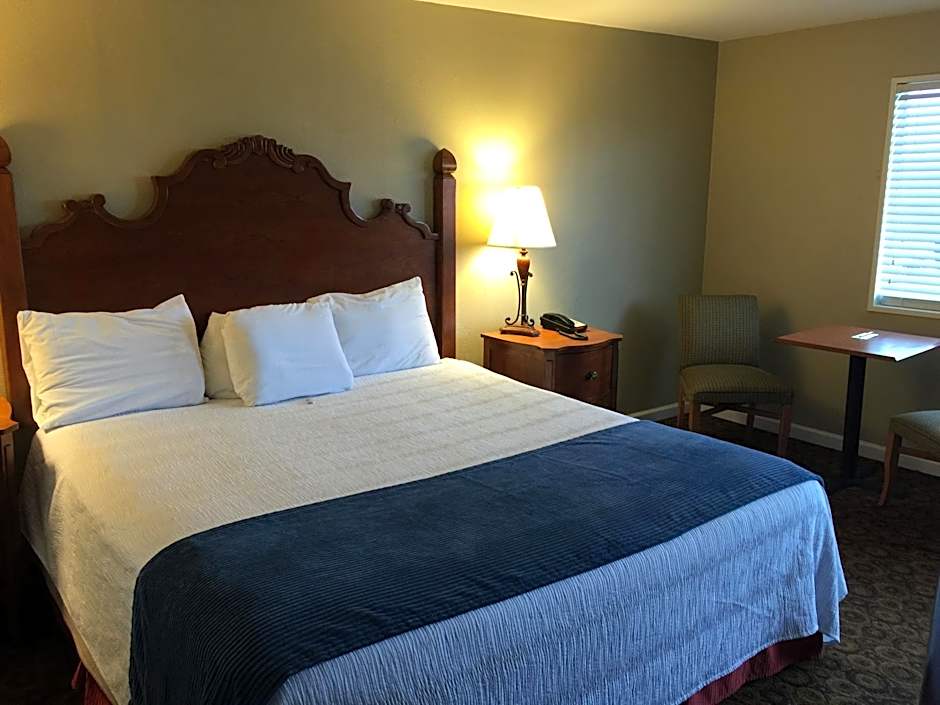 Kentucky Lake Inn