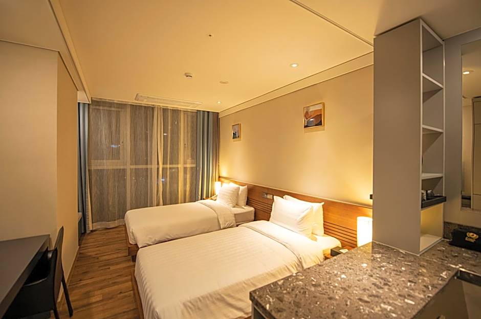J One Hotel Cheongju