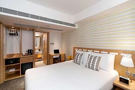 Superior Queen Room