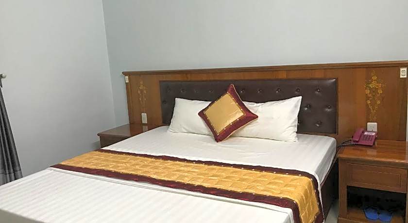 Binh Minh Riverside Hotel