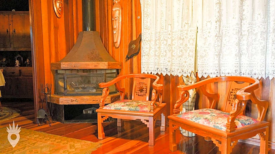 European House with Fireplace & Pool in Indaiatuba