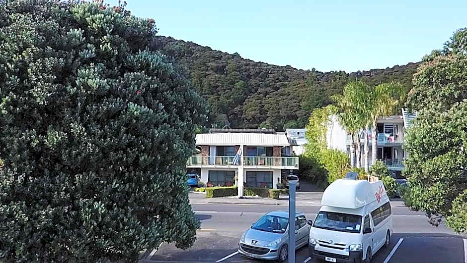 Bay Sands Seafront Studios