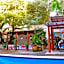 Villa Mercedes Petit Hotel