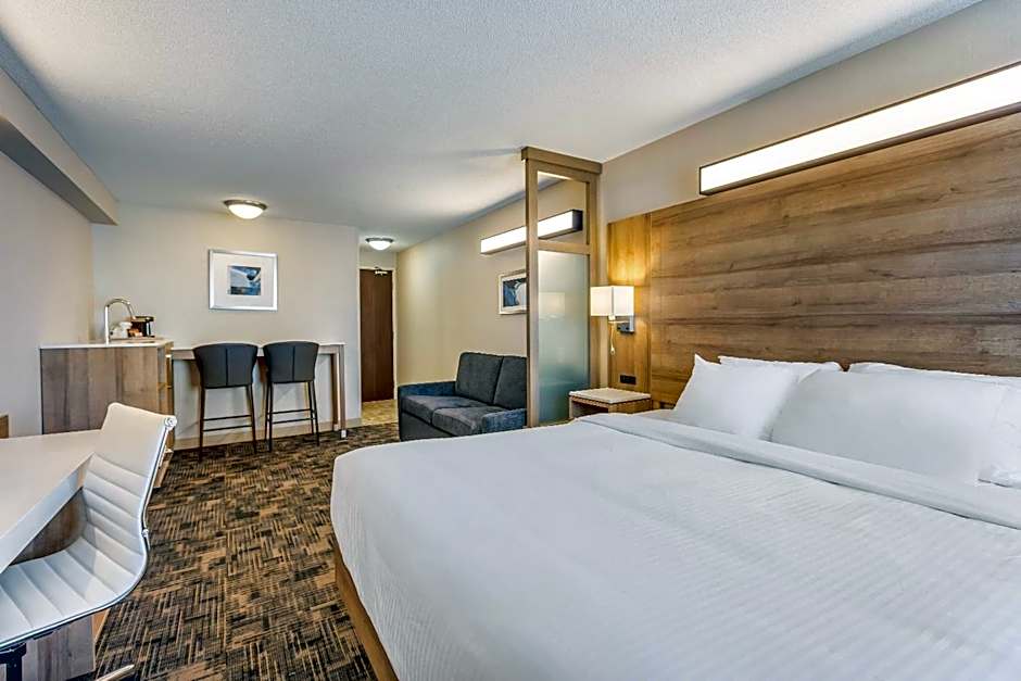Microtel Inn & Suites by Wyndham Timmins