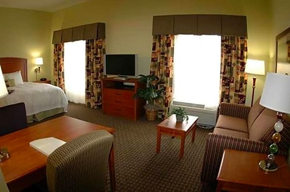 Hampton Inn & Suites Grand Rapids-Airport 28th St