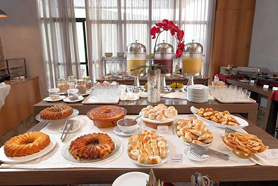 Quality Suites Natal