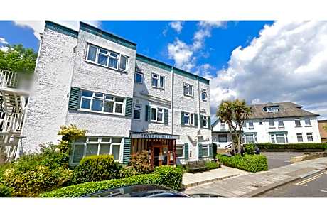 Central Hotel Golders Green