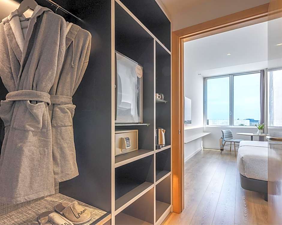 INNSiDE by Melia Barcelona Aeropuerto