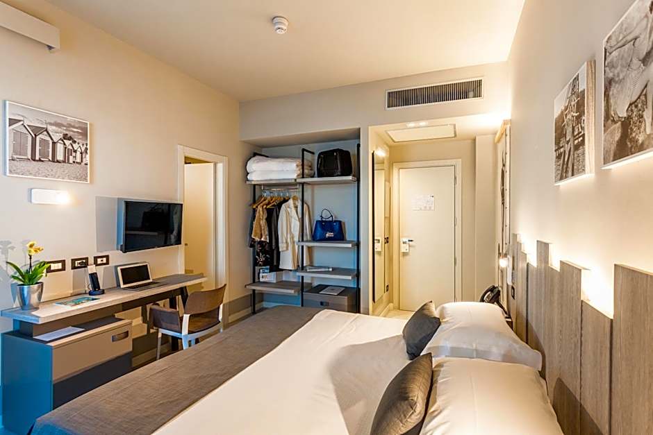 Nautilus Family Hotel