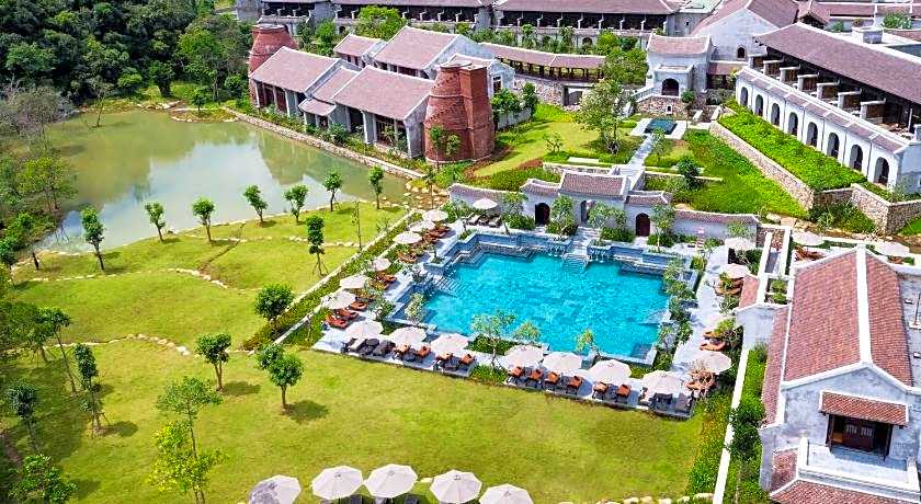 Legacy Yen Tu-MGallery by Sofitel