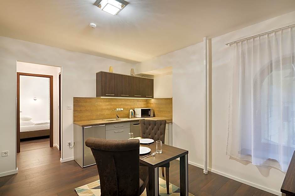 Paulay Downtown Apartments