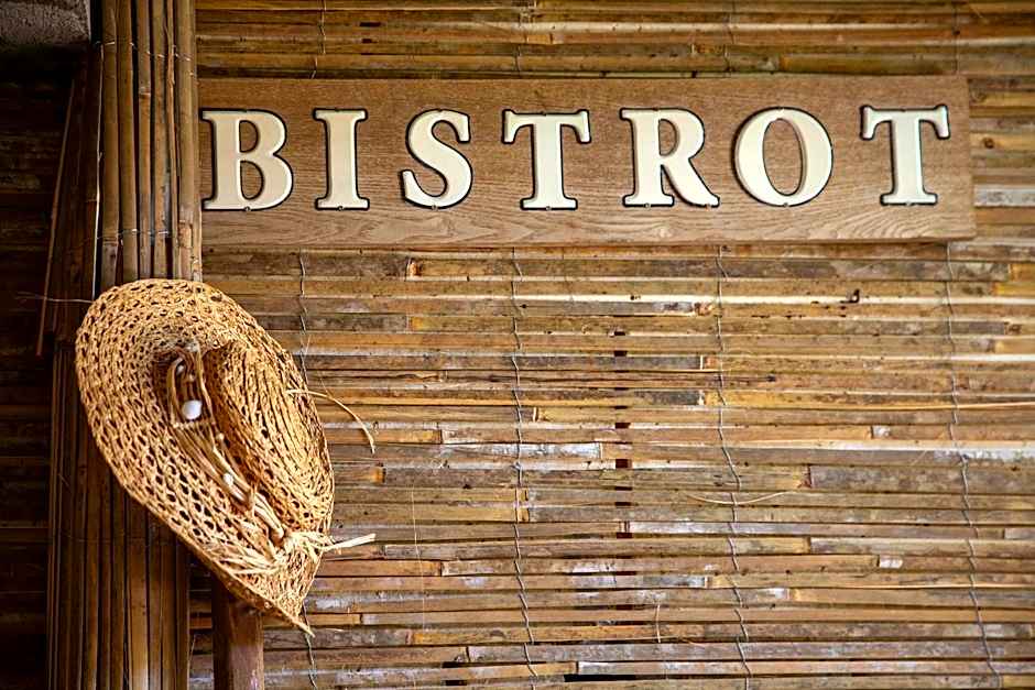 O'Myosotis - 400m Centre Historique - Parking Gratuit - Piscine et Jardin