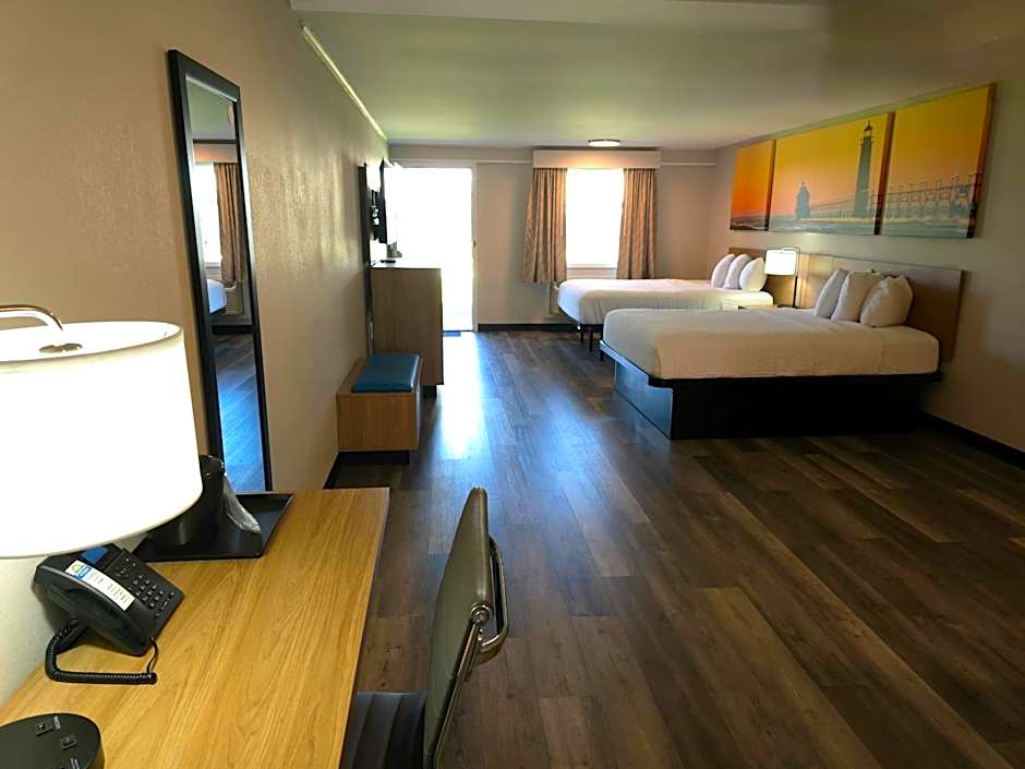 Days Inn by Wyndham Port Huron