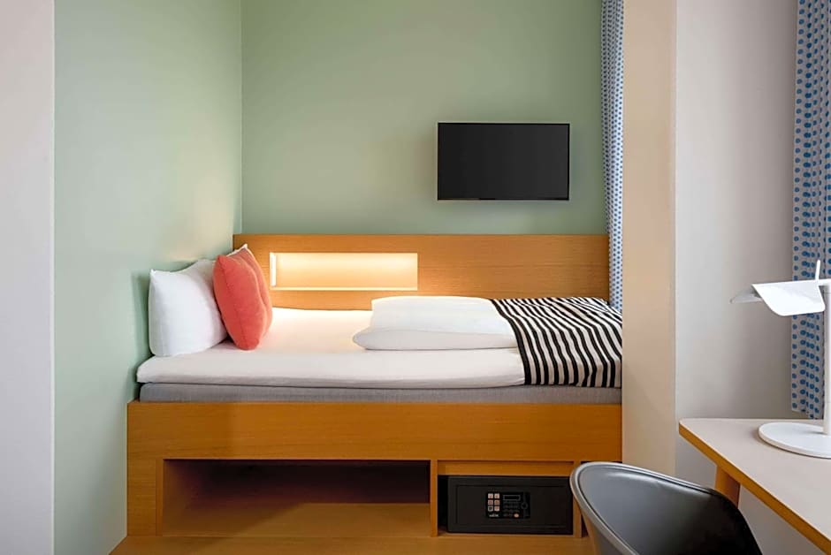 Foto 1 dari 9 — Single Room - Non-Smoking