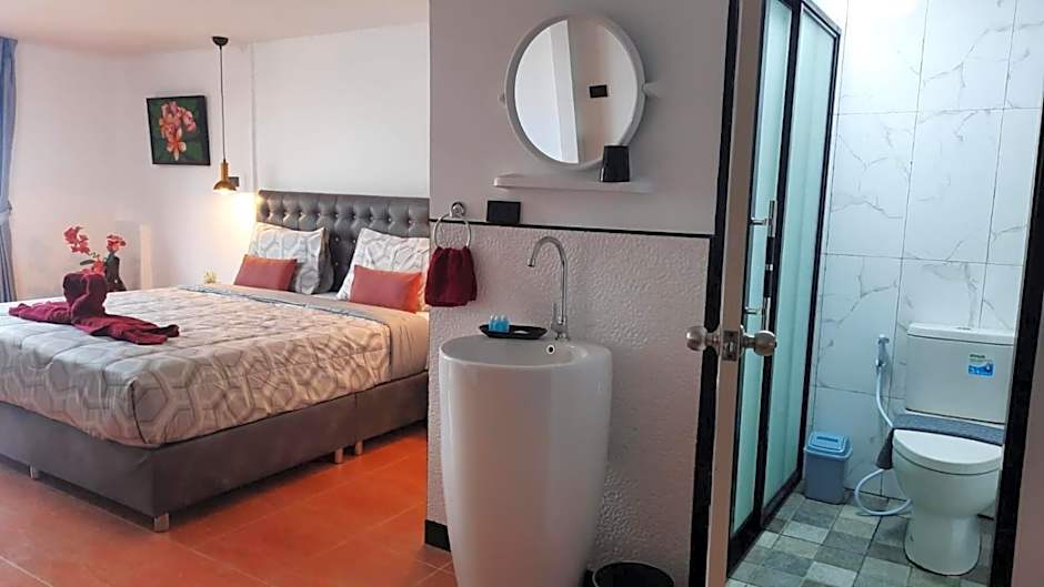 Happy Beach Jomtien Guesthouse