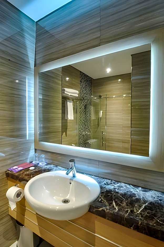 FOX Lite Grogol Jakarta