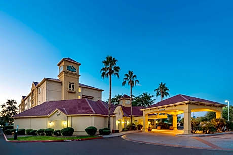 La Quinta Inn & Suites by Wyndham Phoenix West Peoria