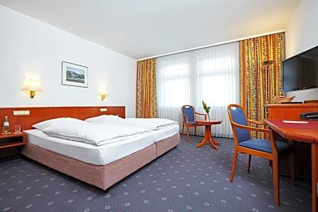 Comfort double room with twin beds