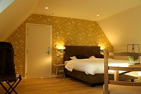 King Room with Garden View