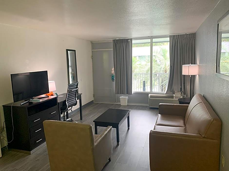 Quality Inn & Suites Hardeeville - Savannah North