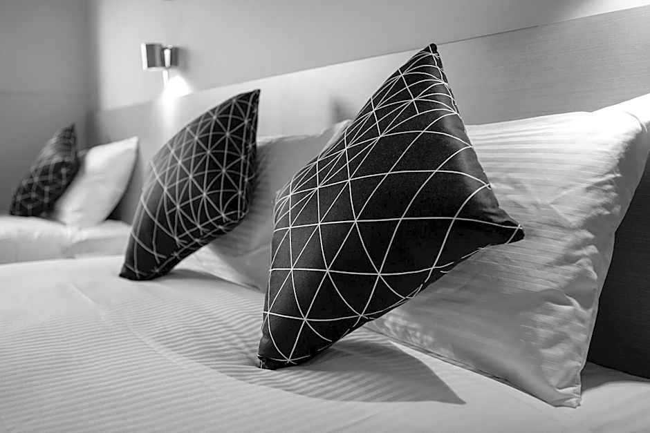 Nightcap at St Albans Hotel