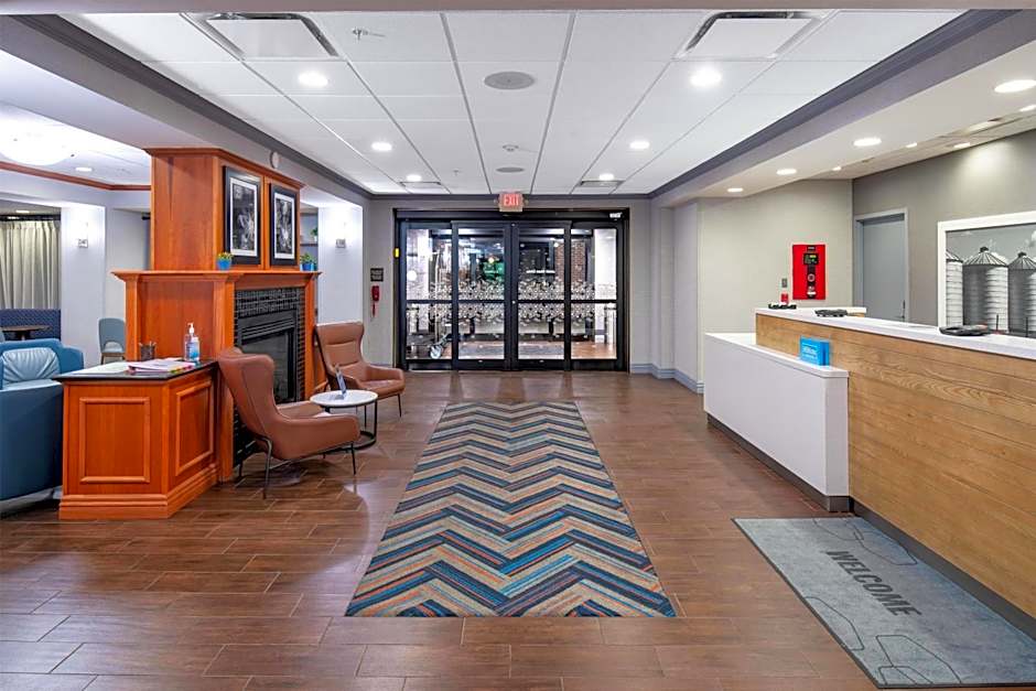 Hampton Inn Omaha West-Lakeside