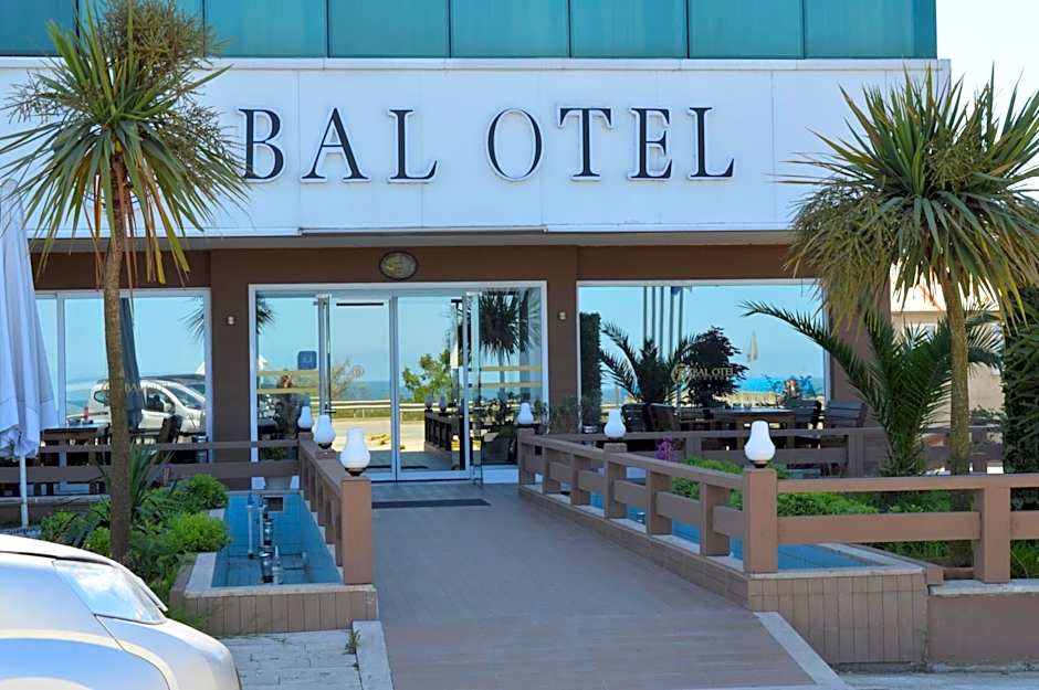 Bal Hotel