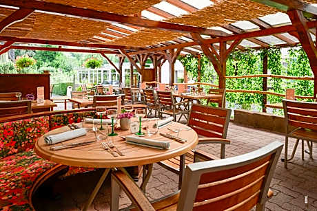 Logis Hotel Restaurant Le Faudé