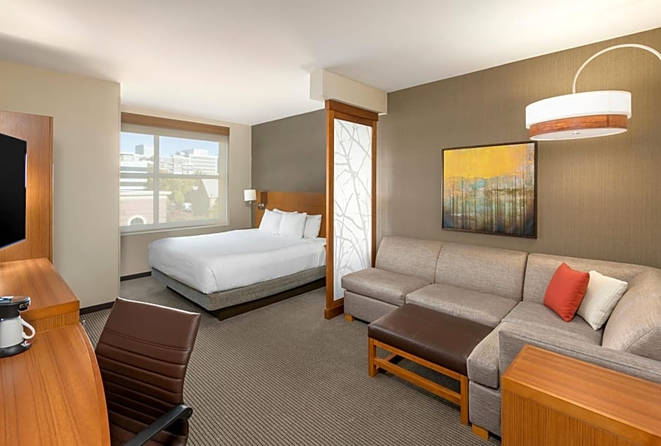 Hyatt Place Greenville Downtown