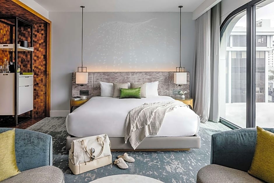 Dream Hollywood by Hyatt