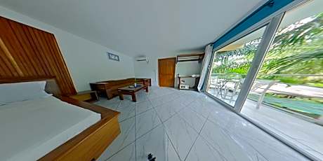 4. Premium balcon · 2p · Plage & Piscine Accès resort