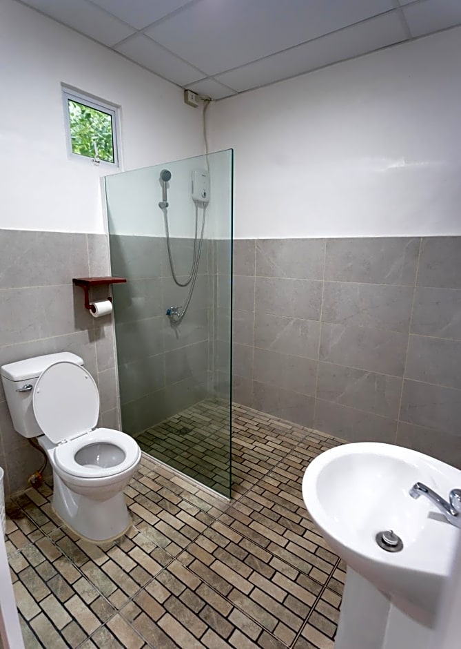 MADISON GARDEN AND RESIDENCES