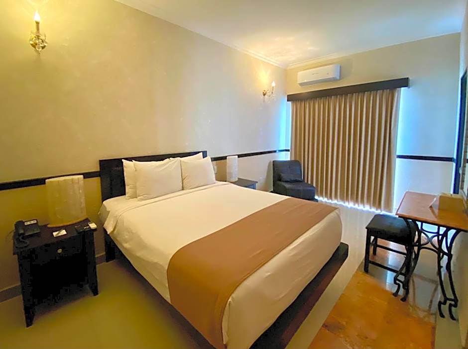 Hotel Palacio Maya