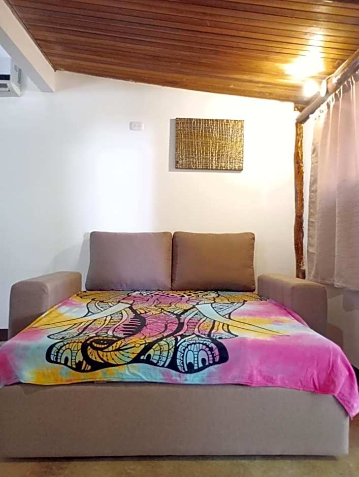 TamaHostel & Glamping