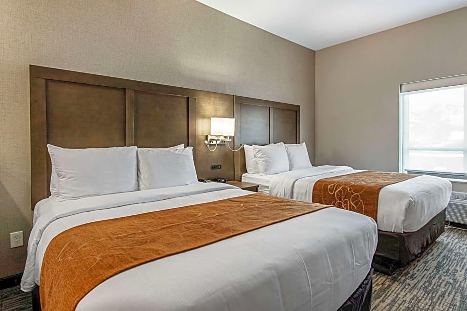 Comfort Suites Grove City - Columbus South