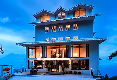 Udaan Hotel Pine Crest, Pelling