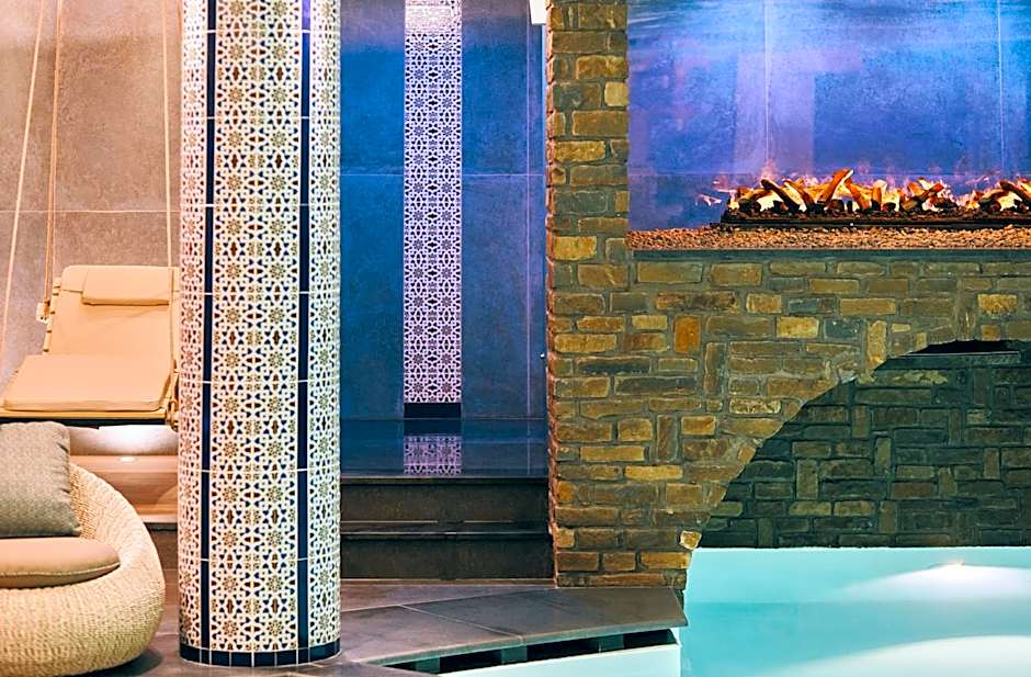 La Pineta Hotel Beach & Spa