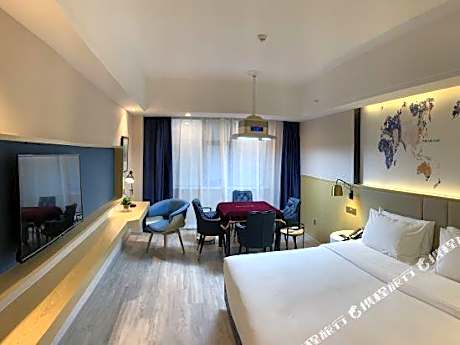 Kyriad Hotel (Loudi Central Hospital Vocational and Technical College Store)