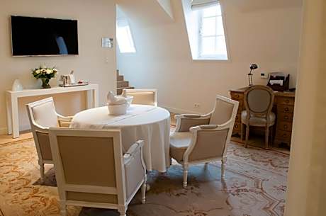 Family Room with Bathroom