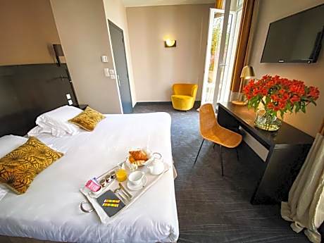 Superior Double or Twin Room with Balcony