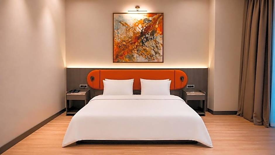 Hilly Hotel