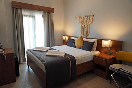 Double Room with Mountain View