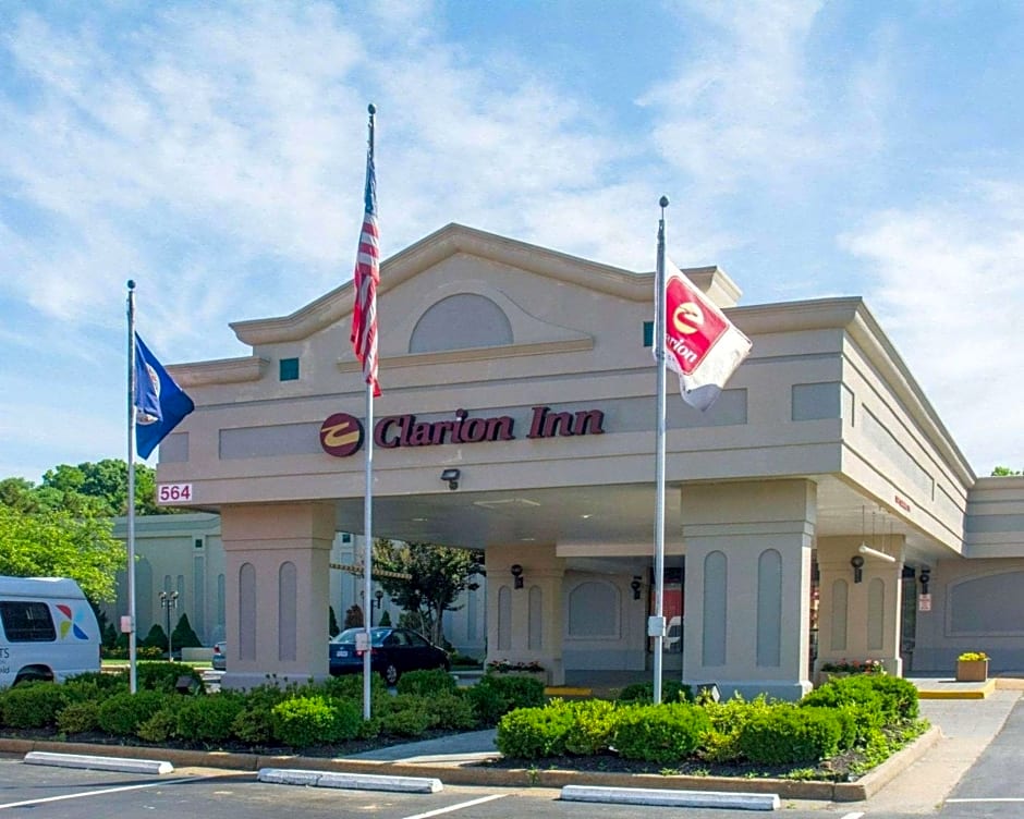 Clarion Inn